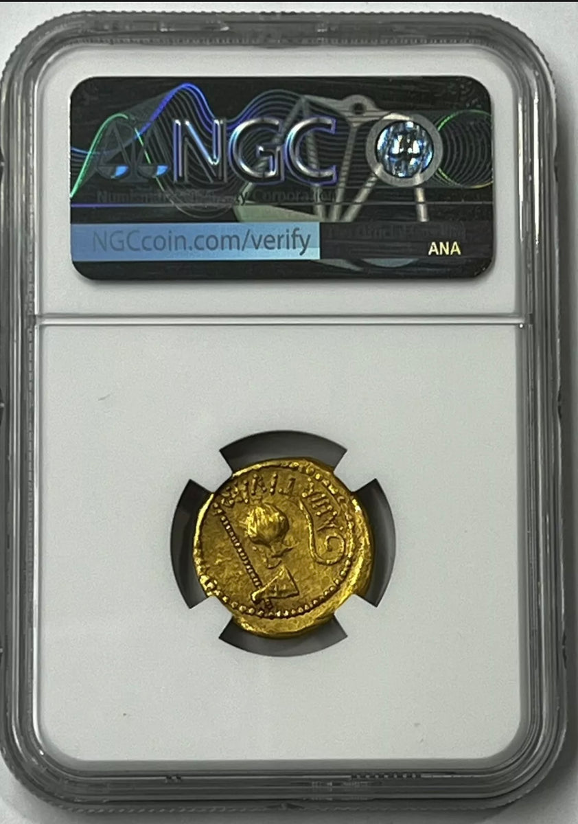 Rare Julius Caesar 46 BC Gold Aureus NGC CHXF Lifetime Issue A